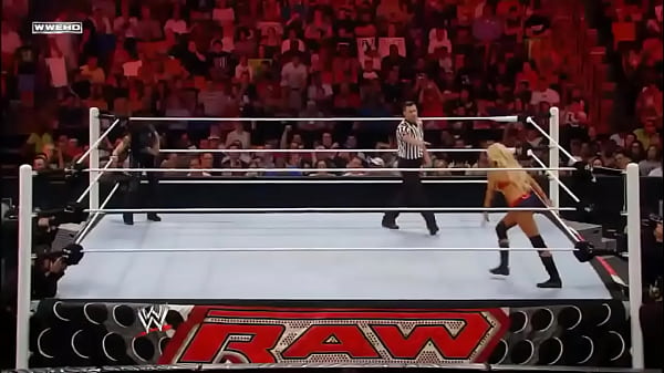 Kelly Kelly Stinkfaces Melina.