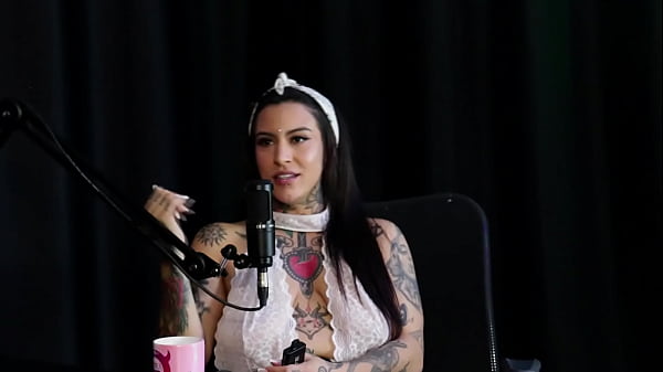 Os Atendimentos Que Faz Com As Duas Namoradas, Não Ia Curtir Fazer Gang Screw Com Desconhecidos, E Quando Foi Pro Motel... - Lexi Mallet (SHEER/RED)