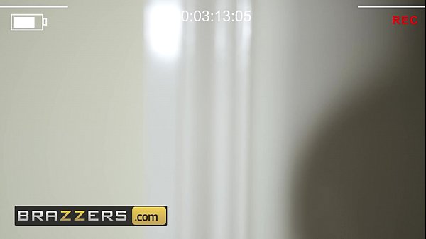 Stepmoms Like It Big - (Stacey Saran, Danny D) - A Remarkably Neighborly Affair - Brazzers