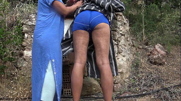 Mommy Muslim Prostitute Has Risky Public Fun With Bisexual Boy In Algeria