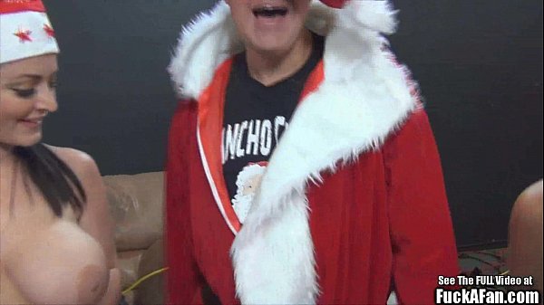 Sophie Dee Large Boob Christmas Hammer A Fan