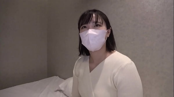 これぞ男の理想のメス穴！若くて白くてかわいい子！まさに天然********！ベッドで乱れる恋ダ●ス！