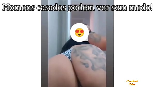 Empinando O Bumbum Com A Calcinha De Borboleta Rendada,levando Jato De Porra, Vídeo Completo No RED