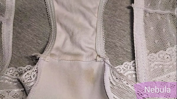 Busqué En El Cajón De Lencería De Mi Amiga Enfermera Y Me Masturbé Sobre Sus Panties Negras