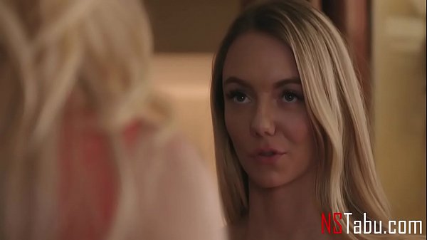 Twisted Cherie Munches On Teen Twat