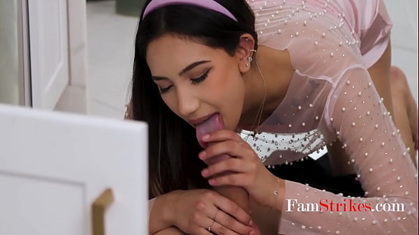 Step-dad Looked Delicious Stuck And Grovelling For Help - Vince Karter, Kimora Quinn