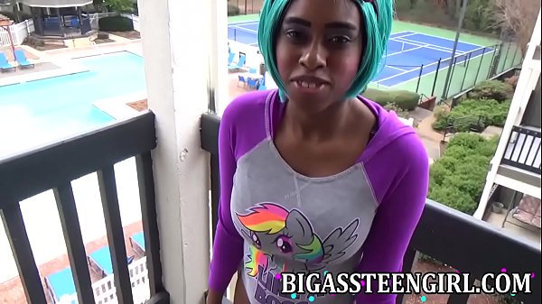 Cutie Ass Play Gapping Asshole Open Ebony Doll