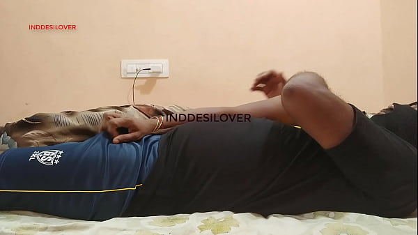 सौतेली माँ रंडी बनती है जवान बेटे की