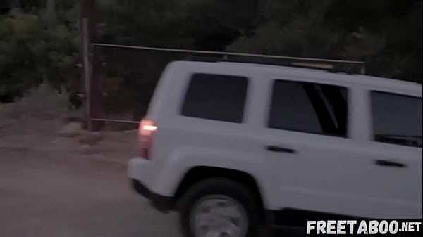 Adriana Chechik & Her BF Gets Picked Up By Aliens To Perform A Live Sex Showcase In The UFO - Full Movie On FreeTaboo.Net