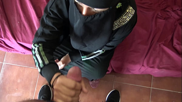 Turkish Stepmommy Reveals Her Unshaved Cunt And Asshole To 18 Year Old Stepson