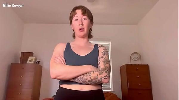 Strapon Fuck The Gym Pervert Ellie Rowyn