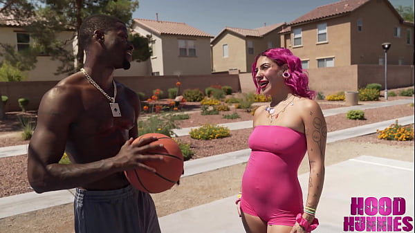 Lean Voluptuous Pinky Cruises The Hood For That BBC