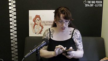 NSFW Review Of The Honey Pistil Lapping Vibrator From The Bad Peach