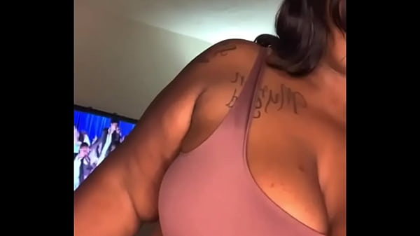 Large Lizz Giant Knockers