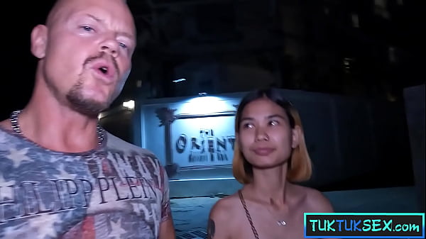 Tiny Thai Cutie Girl Picked Up In Pattaya With A Tuk Tuk For Sex