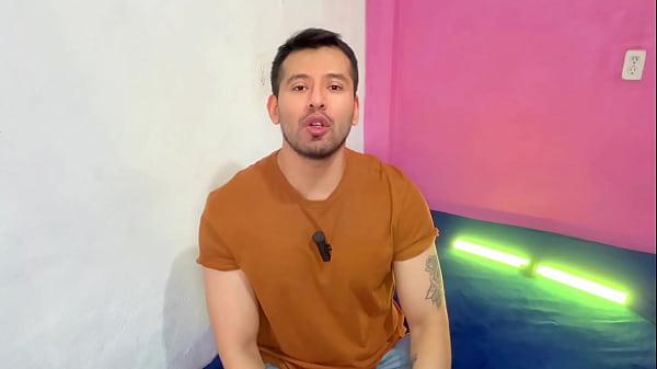 Joven Dotado Penetra A Un Trailero Maduro En La Cabina Del Trailer! Le Rellena El Culo. Relato Sexual
