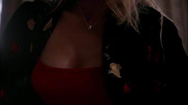 Stunning Cameron Diaz
