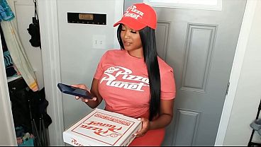 Lala Delivers More Than Just Pizza