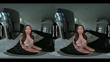 UP CLOSE VR - Nicole Doshi Takes Control In Cowgirl Vr Pov With Huge Jug Extreme Straddle