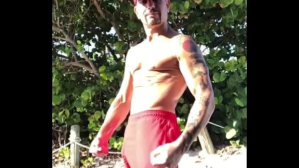 THE LIFEGUARD BEACH FRAME PORNSTAR
