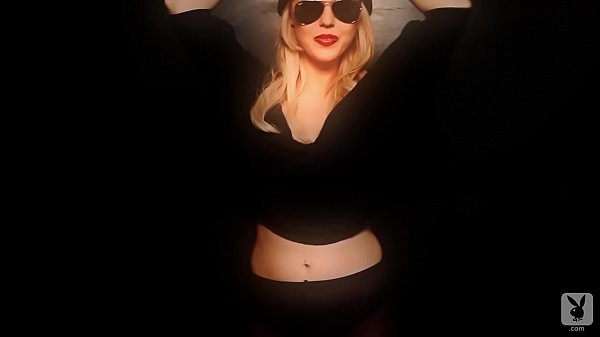 Ashley-zeitler-glam-rock-nude-3min
