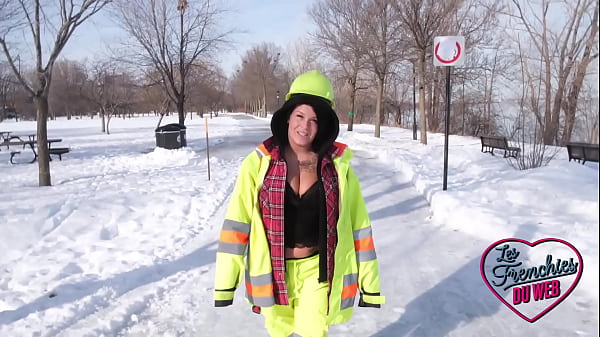 Eva, Une Québécoise Pulpeuse Et Coquine