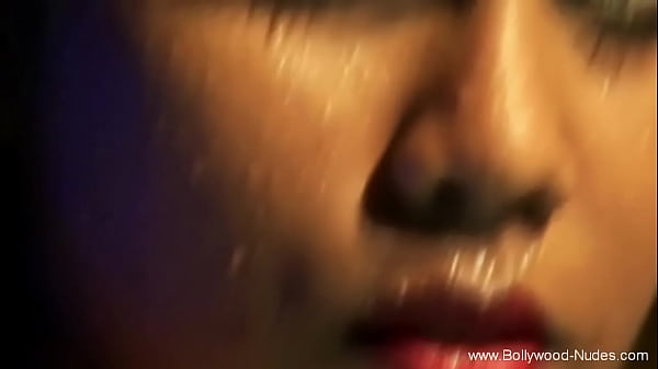 Beautiful And Ravishing India Honey