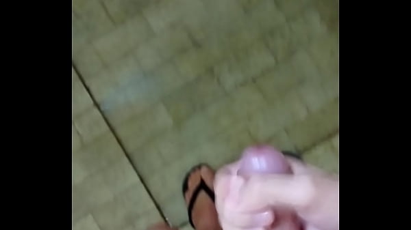 Punheta E Gozada No Chuveiro