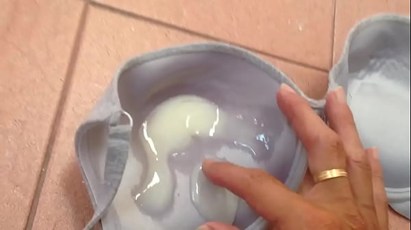 Stepmommy's Bra Stuff With 's Sperm