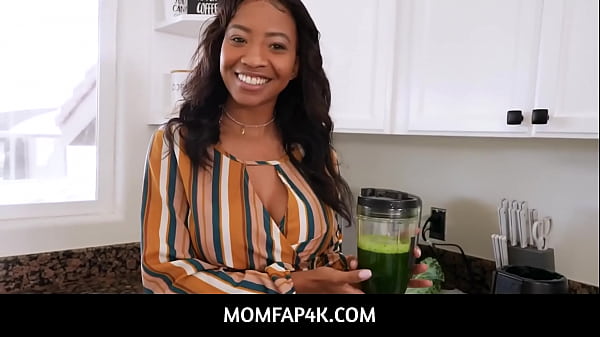 MomFap4K - Ebony HOTWIFE Fitness Stepmom September Reign Tasting Stepsons Sizable White Pole