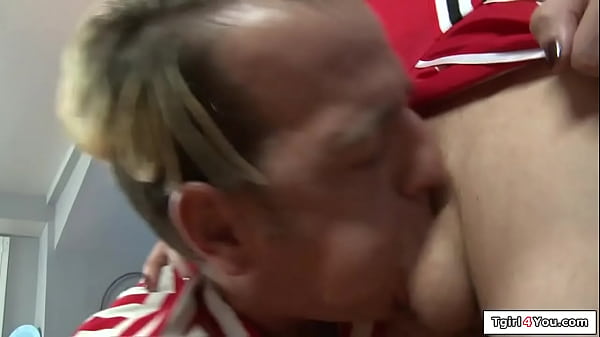 Massive Naturals Shemale Nurses And Backdoor Screwing