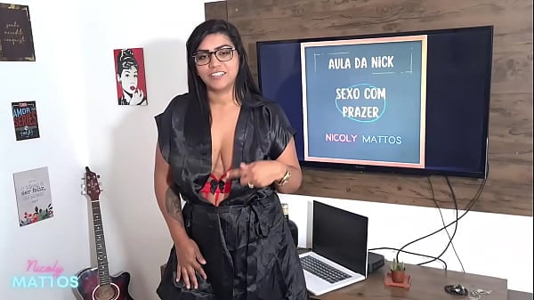Aluno Goza Na Boca Da Professorinha Gostosa - Leo Ogro