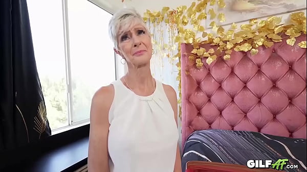 Gilfaf - Granny Got Hot - Foxxxy Darlin