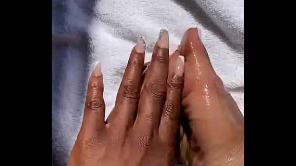 #feet #footfetish #nsfw #nsfwtwt #ebony #kink #discord #pedicure #sunday #telegram #sizekink #real