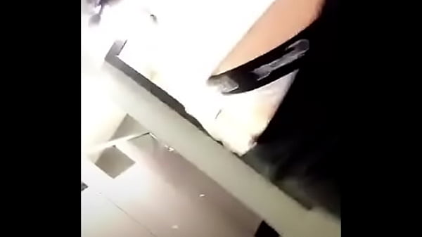 S. Curvy Babe Masturbating In Public