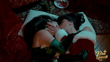 Kira Queen Shares A Wicked, Ravishing Xmas With Misha Cross!