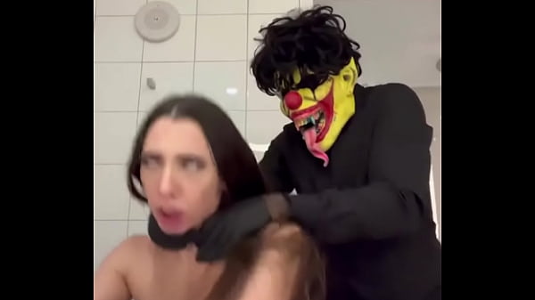 Gibby The Clown Pleasing Severe Backshots To White Whore While Her Boyfriend Is Playing Fortnite