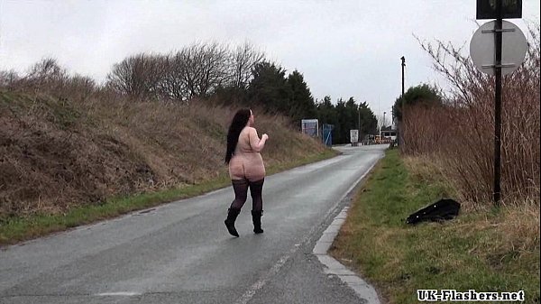 Fat Novice Flasher Emmas Public Open Display And Watching Bbw Chick Outdoors Exposed