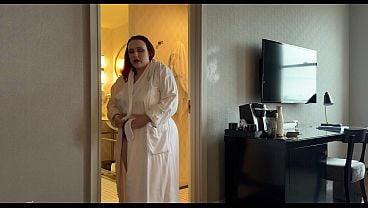 Casting Shapely: Showering With My Friends CHESTY GIRLFRIEND - Lily Raine Crave