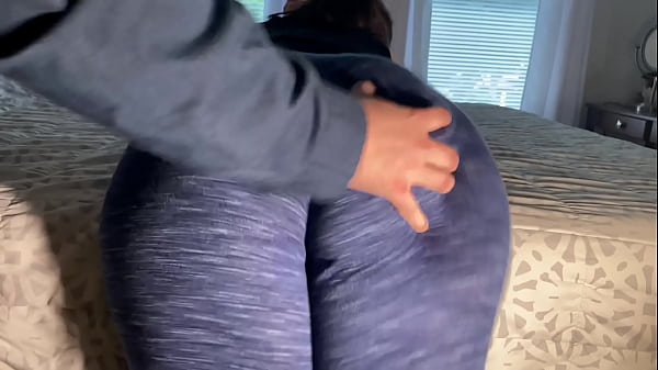 Jiggly Ass Mom Ass Is So Fat