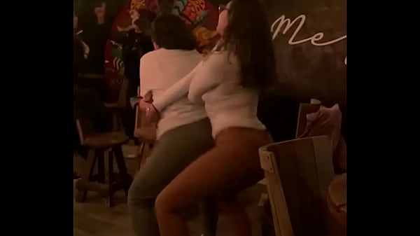 Perreo Entre Chicas