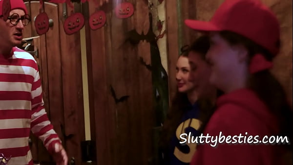 Tenant Blackmails Brazen Trick Or Treaters For Sex- Bella Blu, Jade Valentine, Megan Mistakes
