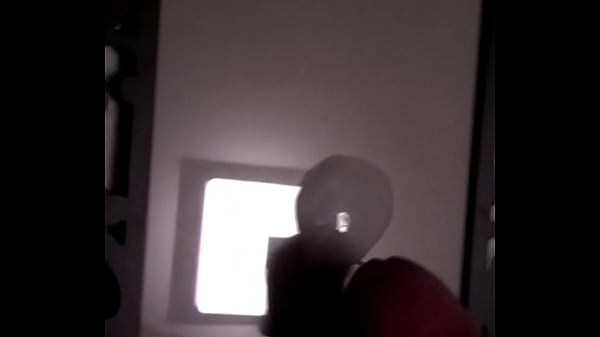 Tonguing Cream Off Picture