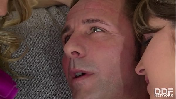 Face Sitting And Twat Ramming 3some With Gina & Vanda Want