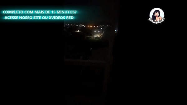 MARIDO AJUDANDO AMIGO DOTADO A COMER MEU CU ( PARTE 1 )