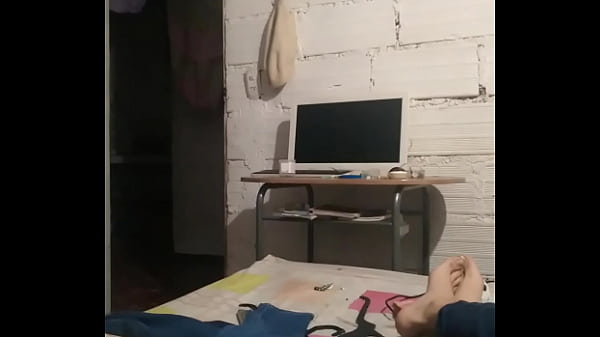 Sexo Casero Con Mi Hermana En Su Habitación Cuando Sale Del Baño. Parte 1