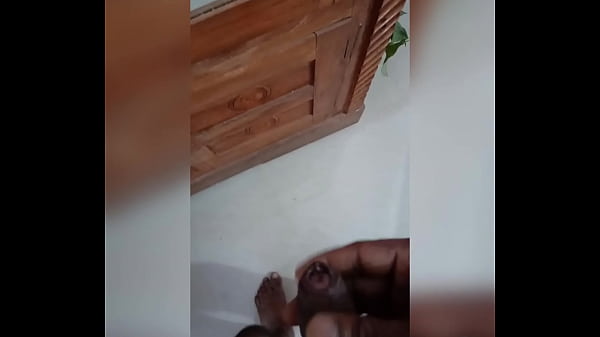 Mallu Boy Jerking Off Big-cok With Aranjaanam Midriff Chain