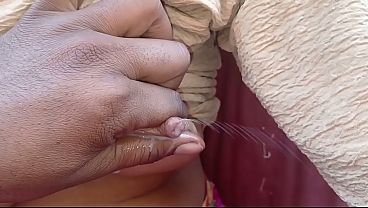 Huge Boobs Rack Press Stroke Steamy Bhabhi Ke Munh Mein Cream Nikaali