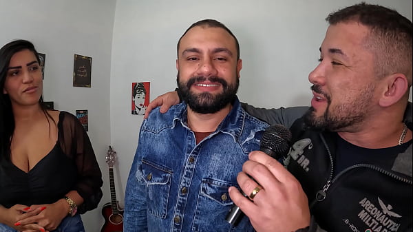 Entrei Em Uma Missão Impossível Com Um Brinquedo Gigante - Mary RedQueen