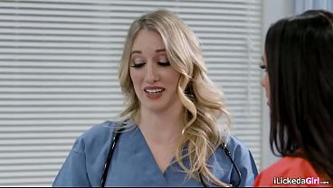 Lesbian Vixen Gets Motivated After Worshipping Co Workers Snatch